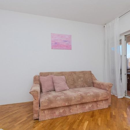Skiljini Dvori - Apartman マカルスカ エクステリア 写真