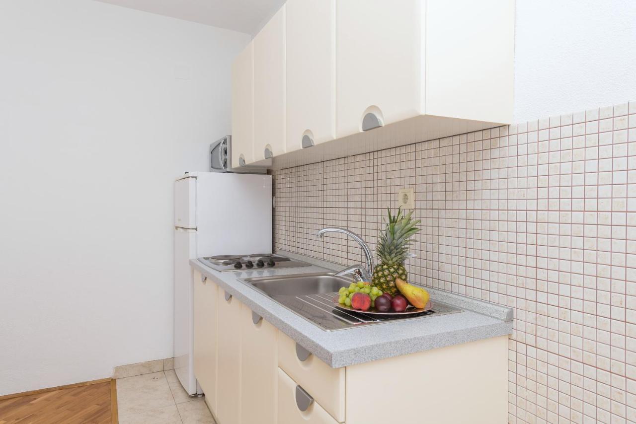 Skiljini Dvori - Apartman マカルスカ エクステリア 写真